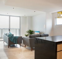 Modern 2 bedroom Apartment in the Heart of Burwood - Accommodation Sunshine Coast