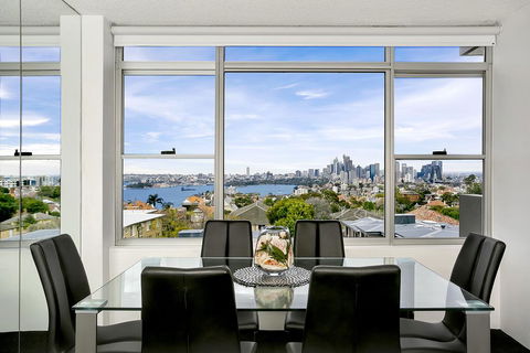 Modern 2BR Apartment With Views HARIS - Accommodation Sunshine Coast 0