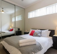 Modern Neat Convenient Apartment Close to Airport - Accommodation Sunshine Coast