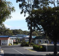 Moomba Holiday and Caravan Park - Accommodation Sunshine Coast