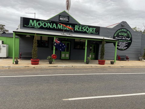 Moonambel Resort Hotel - Accommodation Sunshine Coast 0