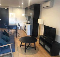 Morden apartment in the heart of Howthorn east - Accommodation Sunshine Coast