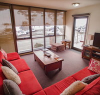 Mountain View Chalet at Heidi's - Accommodation Sunshine Coast