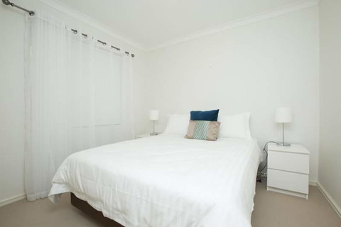 Mt Pleasant Short Stay - Accommodation Sunshine Coast 1