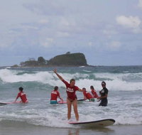 Mudjimba Esplanade Villa - Accommodation Sunshine Coast