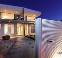 Nautilus Villa Luxury Retreat modern large double beachfront townhouse water views - Accommodation Sunshine Coast