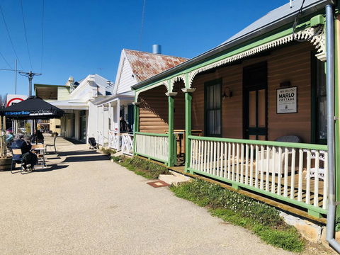 Ned Kellys Marlo Cottage - In The Best Beechworth Location - Accommodation Sunshine Coast 1