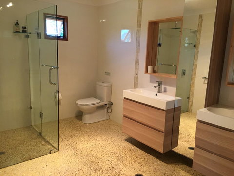 Swan Valley Sisters - Accommodation Sunshine Coast 1