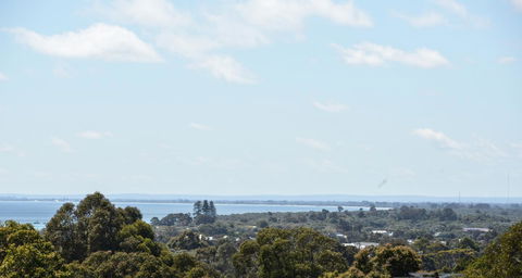 The Villa Dunsborough - Accommodation Sunshine Coast 1
