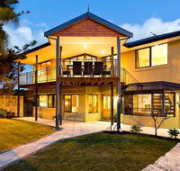 Mullaloo Beachfront Retreat - Accommodation Sunshine Coast