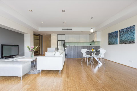 Gallery Serviced Apartments - Accommodation Sunshine Coast 3