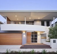 Adele's luxury South Beach apartment with King bed - Accommodation Sunshine Coast
