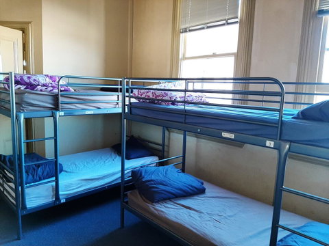 Fremantle Beach Backpackers - Accommodation Sunshine Coast 3
