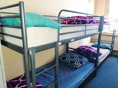 Fremantle Beach Backpackers - Accommodation Sunshine Coast 2