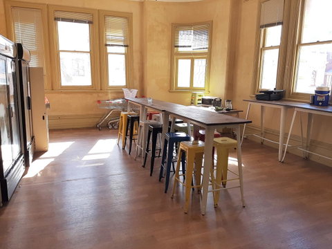Fremantle Beach Backpackers - Accommodation Sunshine Coast 32