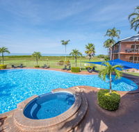 Moonlight Bay Suites - Accommodation Sunshine Coast