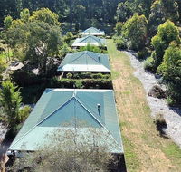 Treenbrook Cottages - Accommodation Sunshine Coast