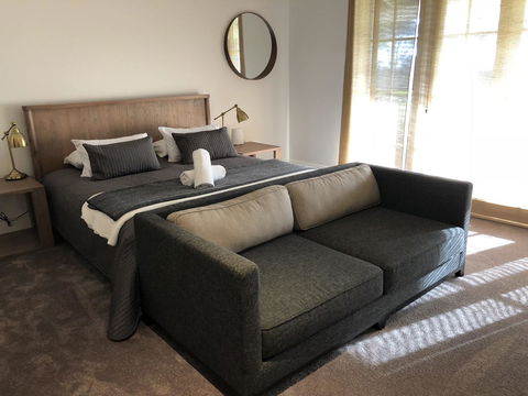 Caves Road Guest Houses - Accommodation Sunshine Coast 22