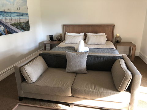Caves Road Guest Houses - Accommodation Sunshine Coast 9