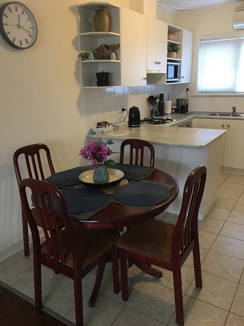 Applecross Village Apartment - Accommodation Sunshine Coast 9