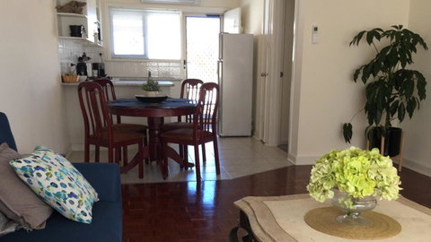Applecross Village Apartment - Accommodation Sunshine Coast 4