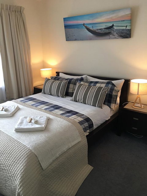 Applecross Village Apartment - Accommodation Sunshine Coast 26