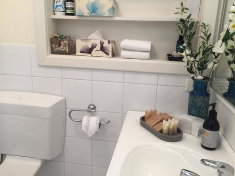 Applecross Village Apartment - Accommodation Sunshine Coast 19