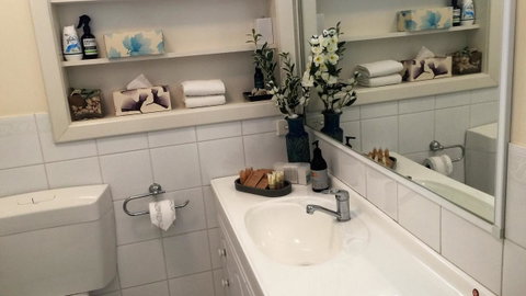 Applecross Village Apartment - Accommodation Sunshine Coast 20