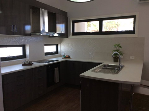 Como Retreat - Two Bedroom Villa - Accommodation Sunshine Coast 18