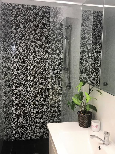 Como Retreat - Two Bedroom Villa - Accommodation Sunshine Coast 9