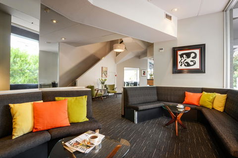 Sullivans Hotel - Accommodation Sunshine Coast 4