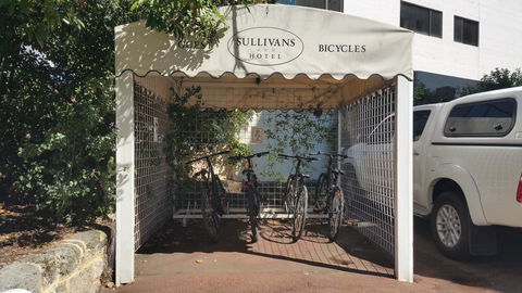 Sullivans Hotel - Accommodation Sunshine Coast 36