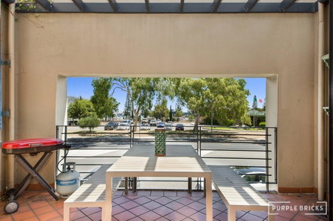 Spacious Central Townhouse - Accommodation Sunshine Coast 9