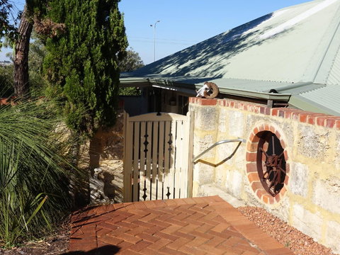 The Blacksmiths Cottage - Accommodation Sunshine Coast 20