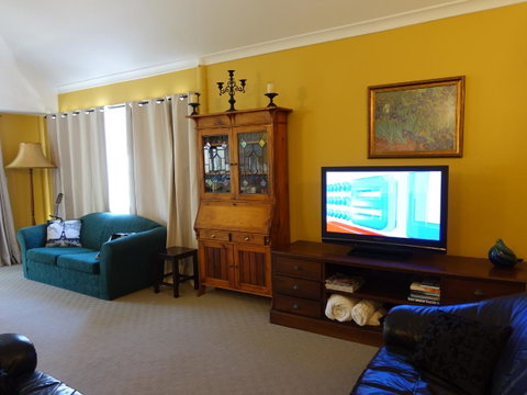 The Blacksmiths Cottage - Accommodation Sunshine Coast 7
