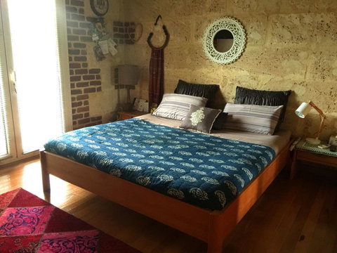 Kellers Bed And Breakfast - Accommodation Sunshine Coast 3