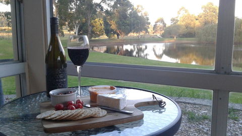 Abbivale Farm Cottage - Accommodation Sunshine Coast 0