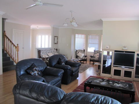 Ocean View Retreat - Accommodation Sunshine Coast 2