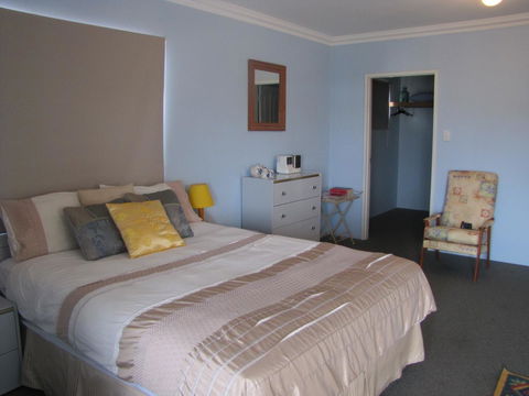 Ocean View Retreat - Accommodation Sunshine Coast 6