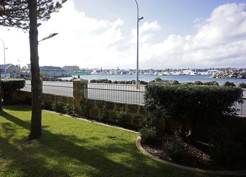 Oceanside 8 - Accommodation Sunshine Coast 17