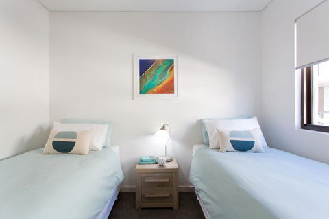 Beachside Living - South Fremantle - Accommodation Sunshine Coast 7
