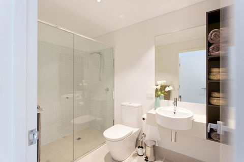 Beachside Living - South Fremantle - Accommodation Sunshine Coast 6