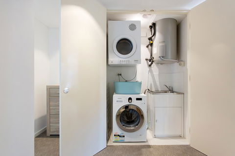 Beachside Living - South Fremantle - Accommodation Sunshine Coast 15