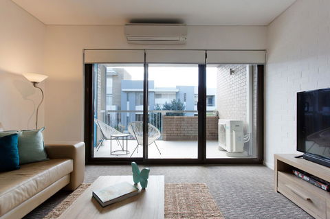 Beachside Living - South Fremantle - Accommodation Sunshine Coast 13