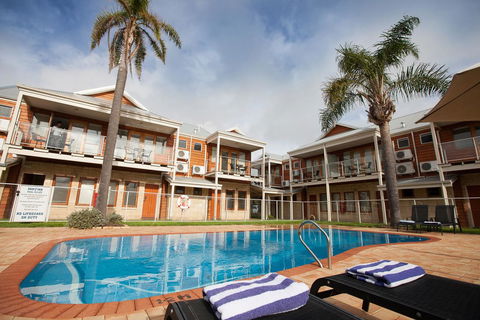 Nightcap At The Ship Inn - Accommodation Sunshine Coast 35