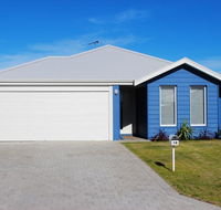 The beach house - Accommodation Sunshine Coast