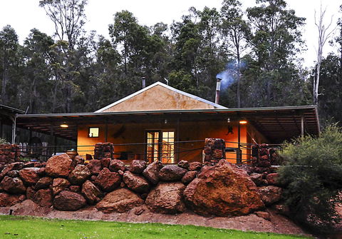 Nannup Bush Retreat - Accommodation Sunshine Coast 14