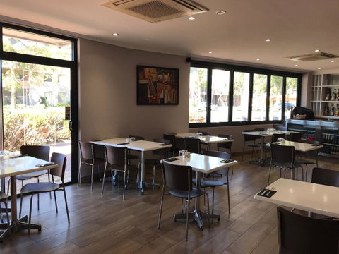 Joondalup City Hotel - Accommodation Sunshine Coast 1