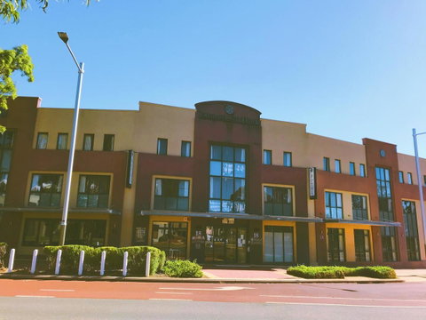 Joondalup City Hotel - Accommodation Sunshine Coast 0