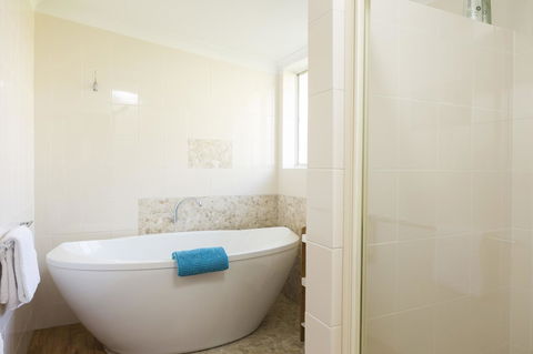 Whitesands Holiday Villas - Accommodation Sunshine Coast 26